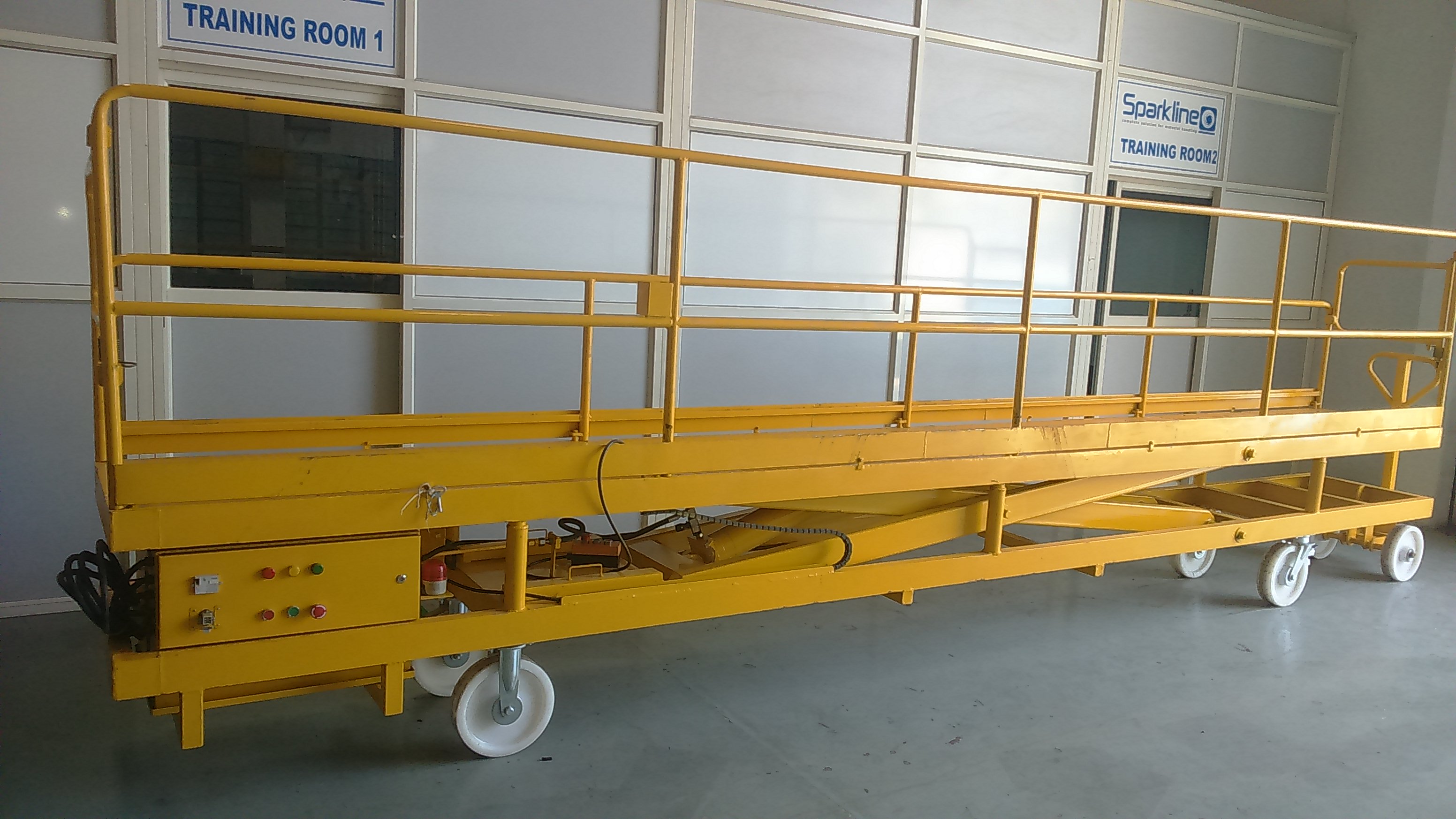 Electric Hydraulic Scissor Lift - Sparkline Equipments