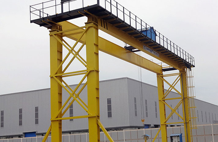 goliath cranes